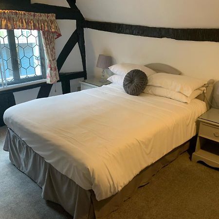 The White Hart Inn Winchcombe Bagian luar foto