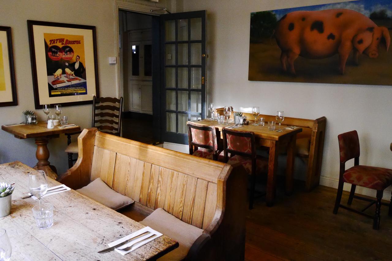 The White Hart Inn Winchcombe Bagian luar foto